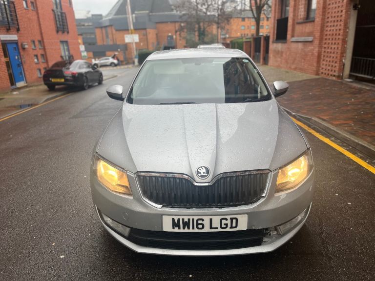 Skoda, OCTAVIA, Hatchback, 2016, Manual, 1598 (cc), 5 doors