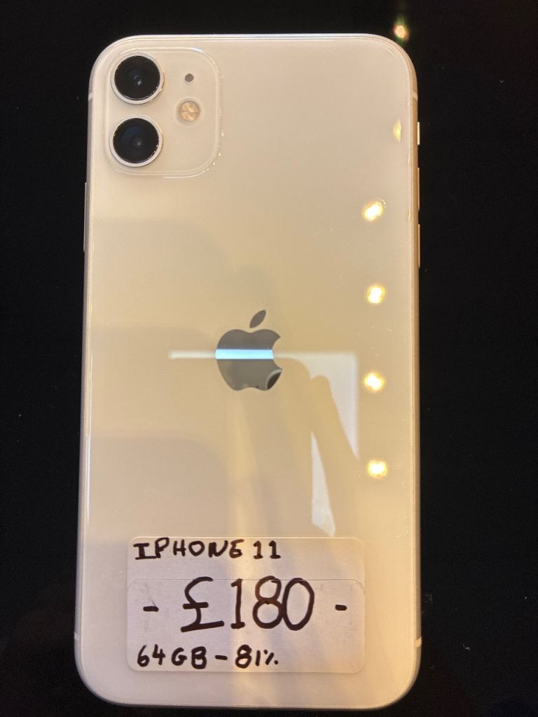 Apple iPhone 11 64GB White – Good Condition