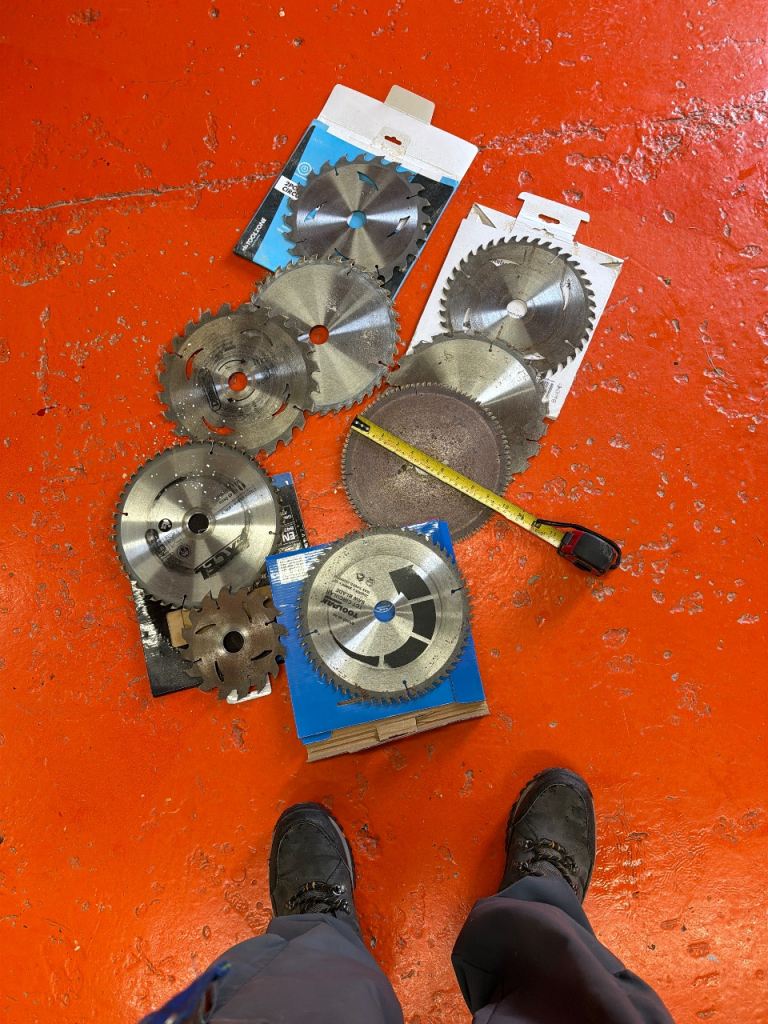 Wood cutting blades 