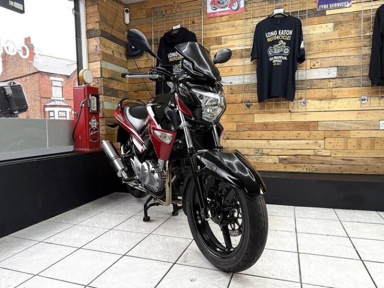 Suzuki Inazuma 250 250  Naked 