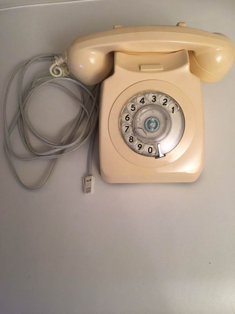 Retro Vintage Rotary Dial Telephone