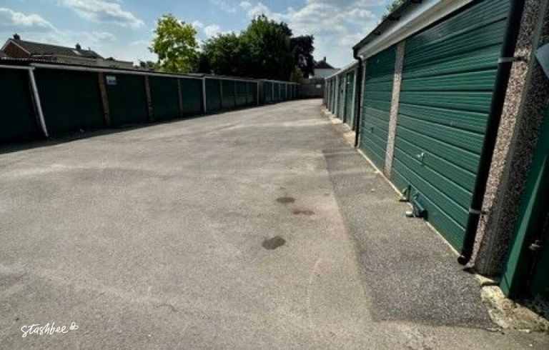 Garage to rent in Oldland Common (BS30) | Stashbee