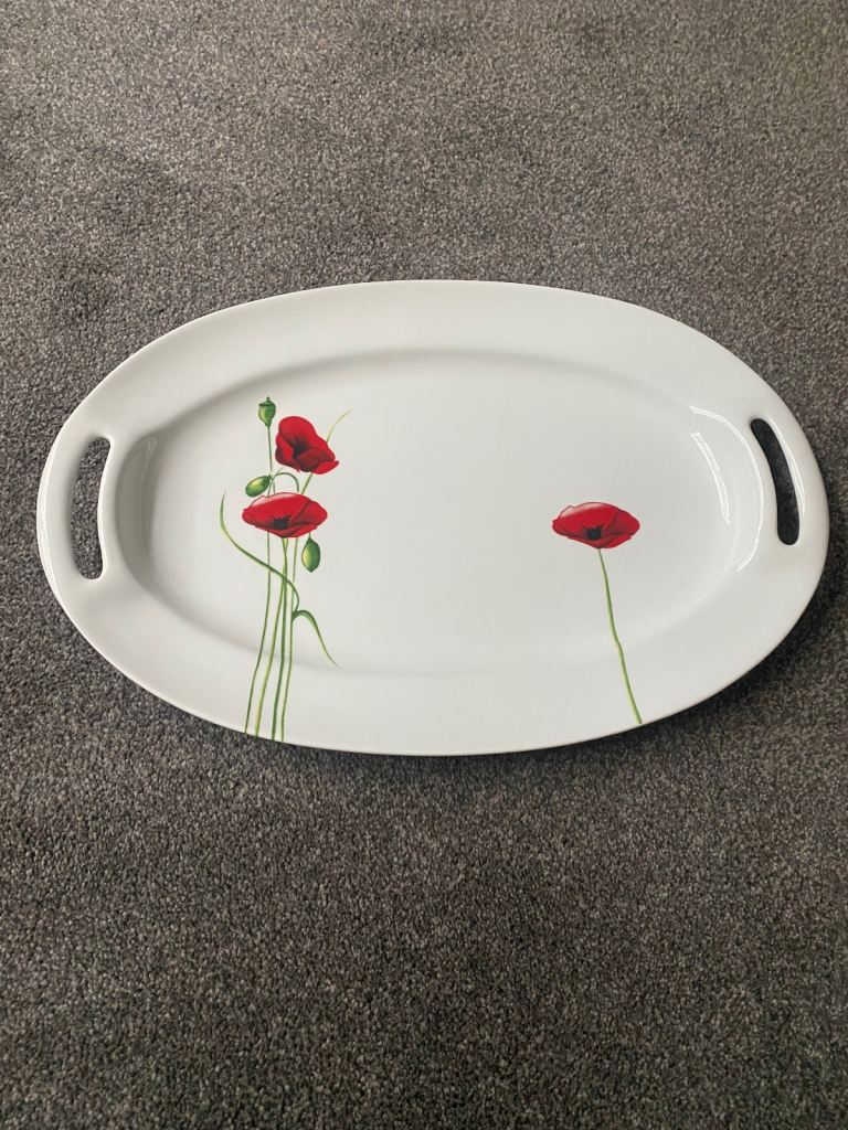Large kitchen oval poppy tray used