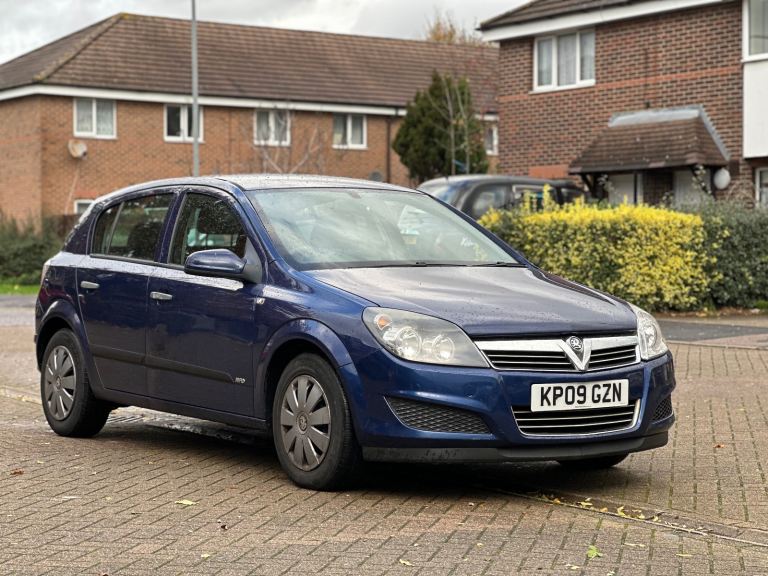 2009 Vauxhall Astra Life Automatic 1.8L 46,000 Miles Full Service History 1YR NEW MOT ONLY 1 OWNER