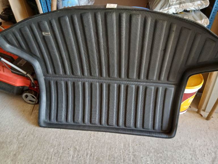 Excellent condition Boot Liner for 2023 Mazda CX5