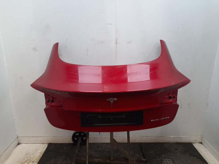 Tesla Model 3 Boot Lid Tailgate 2017-2024 4 Door Saloon Red