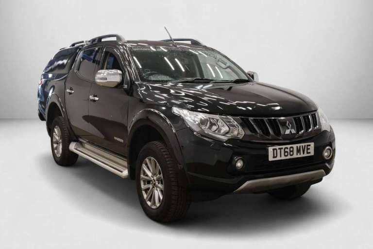 2019 Mitsubishi L200 2.4 L200 Warrior DI-D Auto 4WD Pickup Diesel Automatic