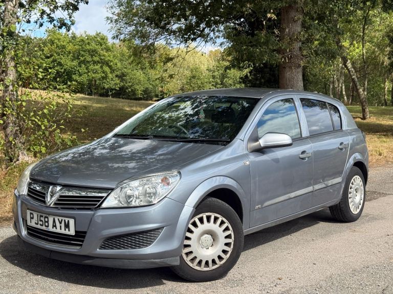 2008 Vauxhall Astra Life 1.6L Petrol – 5 Door – 96,000 Miles 