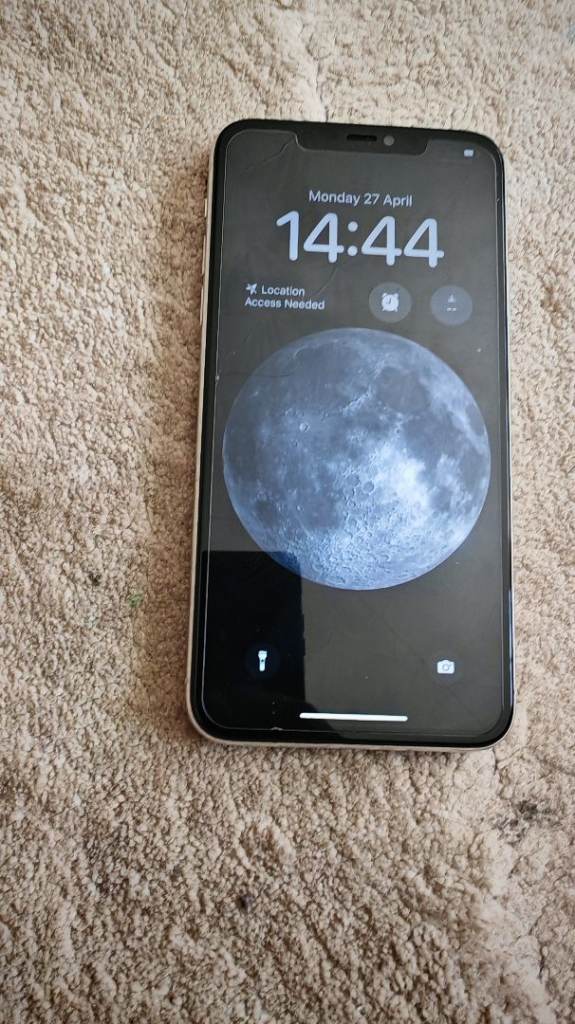 iPhone 11 pro max 64 unlocked 