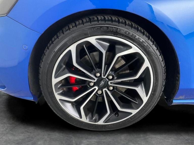 2019 Ford Focus 2.0 EcoBlue ST-Line X Estate 5dr Diesel Auto Euro 6 (s/s) (150 ps) - REVERS Estat...