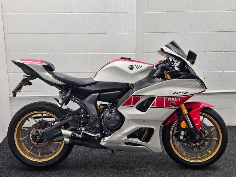 Yamaha YZF R7 60th Anniversary ** IXIL Exhausts - Warranty - Great Condition **