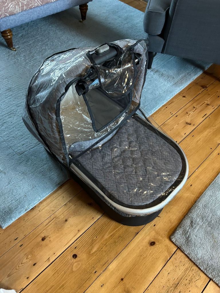 image for Uppababy bassinet