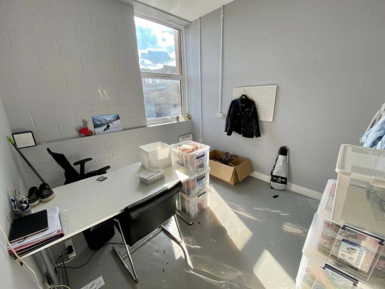 Office/workshop available for rent from start of April