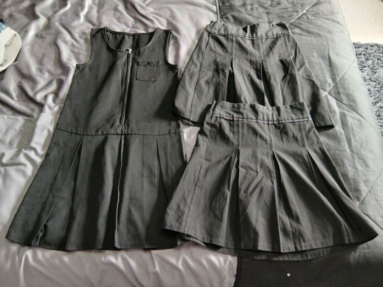 School skirts/pinafore 9-10