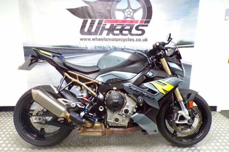 2022 BMW S1000R SPORT WITH 9934 MILES FROM NEW