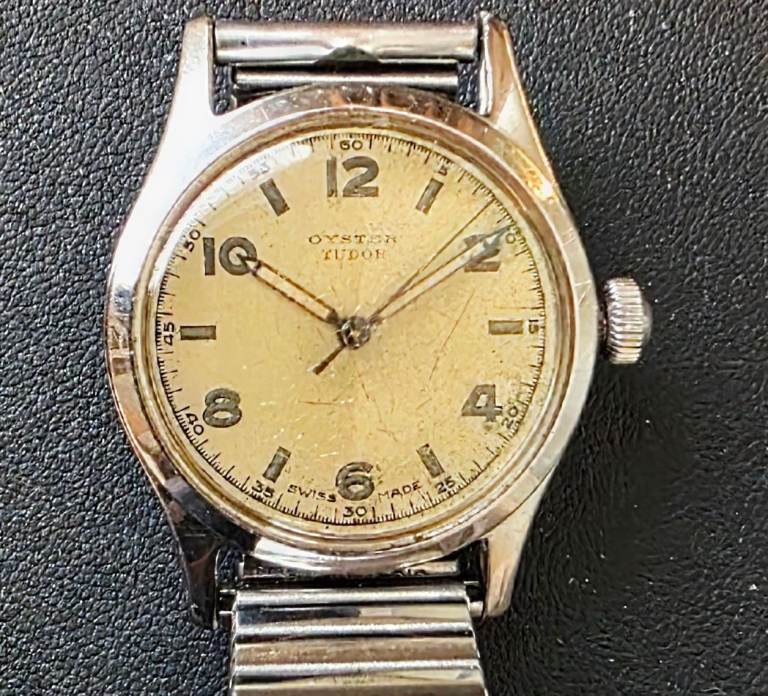 VINTAGE OYSTER TUDOR WRISTWATCH 