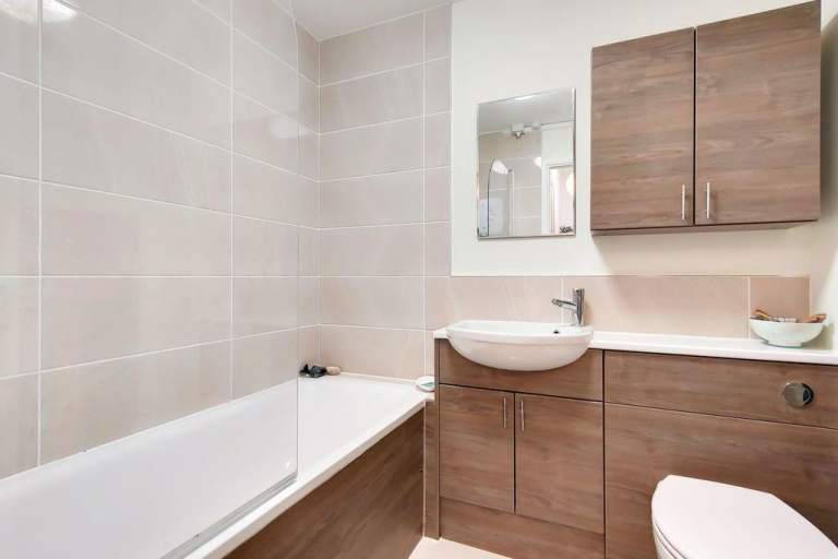 Lovely One Bed Flat - Southall