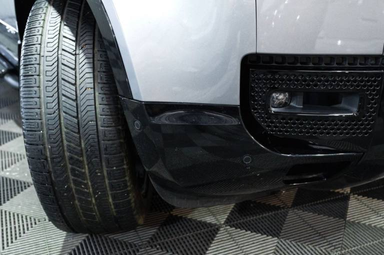 2021 Land Rover Defender 3.0 D300 MHEV X-Dynamic HSE SUV 5dr Diesel Auto 4WD Euro 6 (s/s) (300 ps...