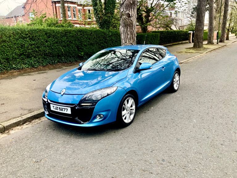 RENAULT MEGANE COUPE TOM TOM NAV LOW MILES MOT TILL NOV 