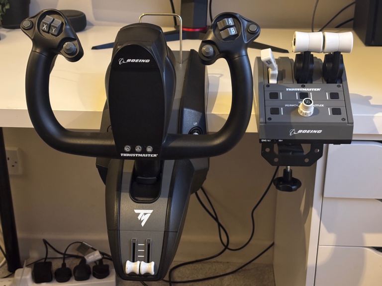 ✈️ Thrustmaster TCA Boeing Edition Yoke – Excellent Condition – Priced to Sell Fast ✈️