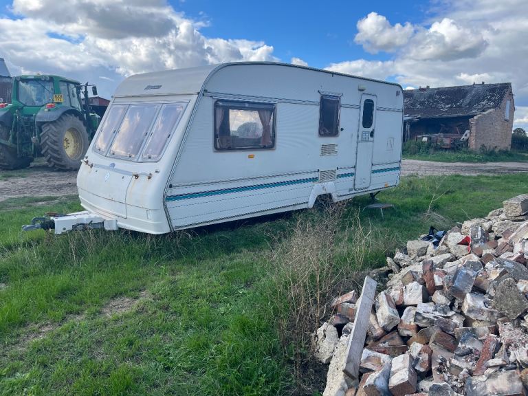 Caravan for sale 