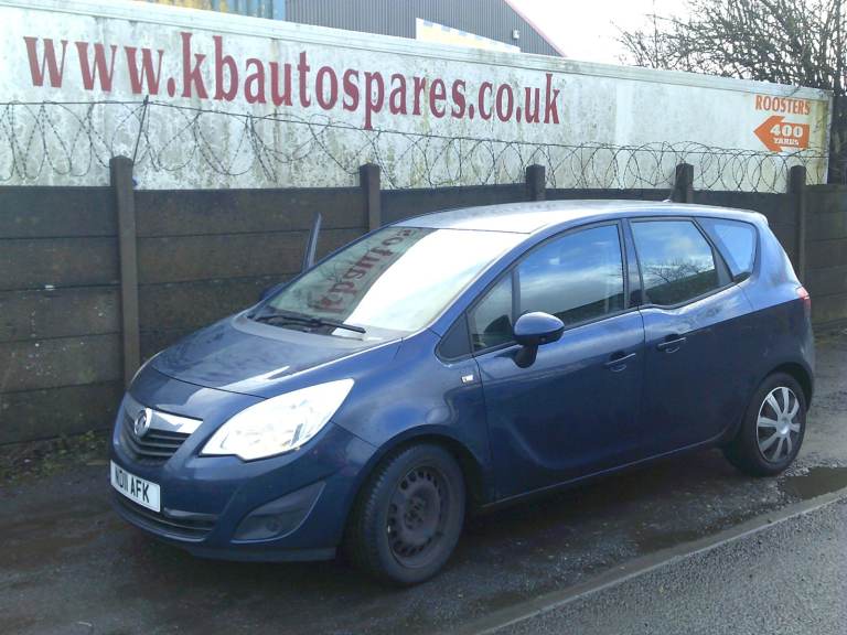 breaking for spares vauxhall meriva 2011 1.7 cdti