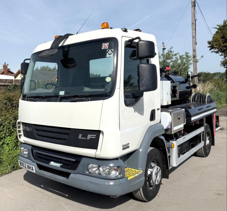 2012 DAF LF45.210 WHALE 2300L VACUUM TANKER PORTALOO EXPORT EEV 31,000 MILES