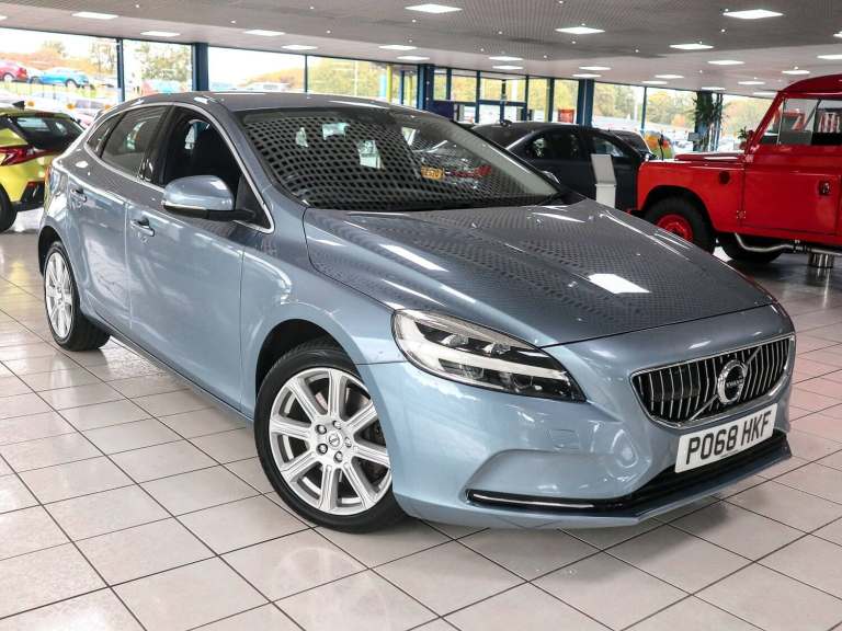 2018 Volvo V40 1.5 Inscription T3 5DR Hatch Petrol Hatch Petrol Automatic