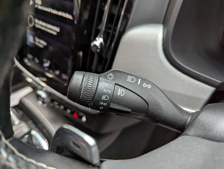 2019 Volvo V90 2.0 V90 R-Design+ T8 PHEV AWD Auto 4WD 5dr Estate Hybrid Automatic