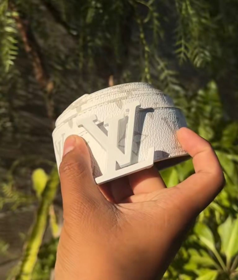 Louis Vuitton White Monogram Ring – Good Condition