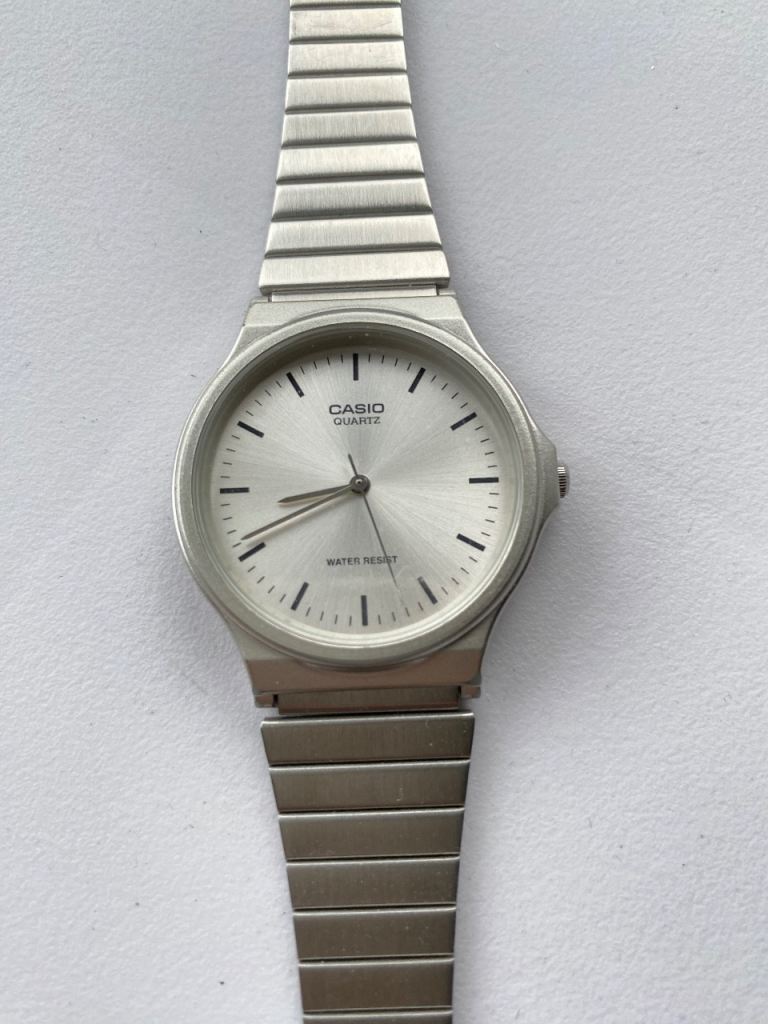 99% new CASIO size adjustments water resistant watch