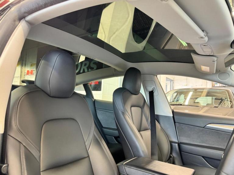 TESLA MODEL 3 (Dual Motor) Long Range Auto 4WDE 4dr 2021