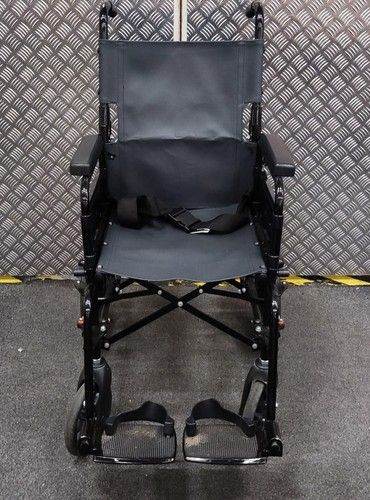 LIGHTWEIGHT WHEELCHAIR EASY FOLDING TO LIFT INTO VEHICLE