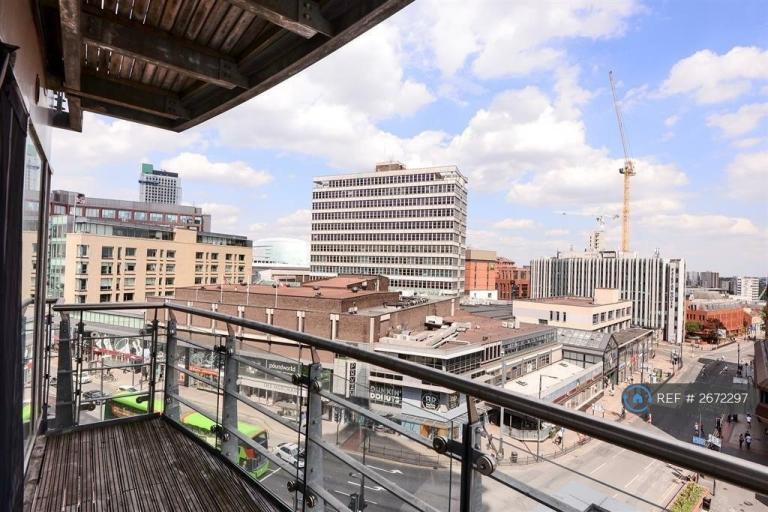 2 bedroom flat in Albion Street, Leeds, LS2 (2 bed) (#2672297)
