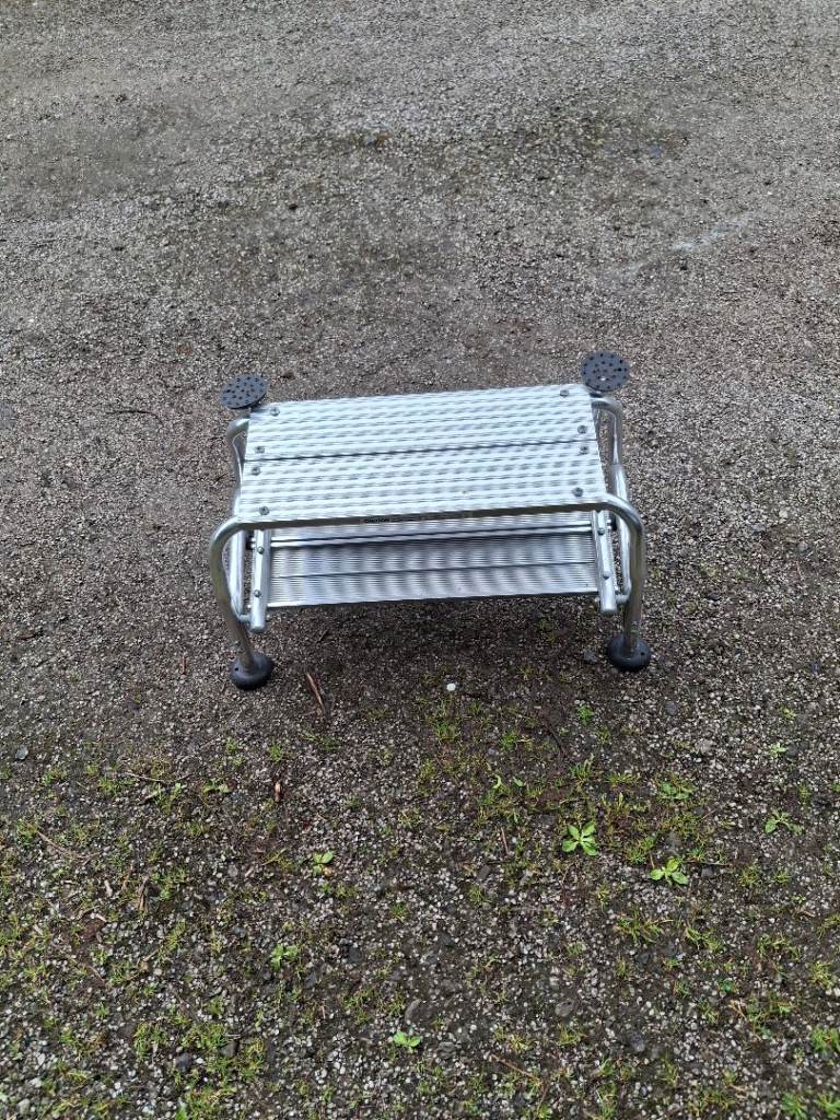 Folding steps 