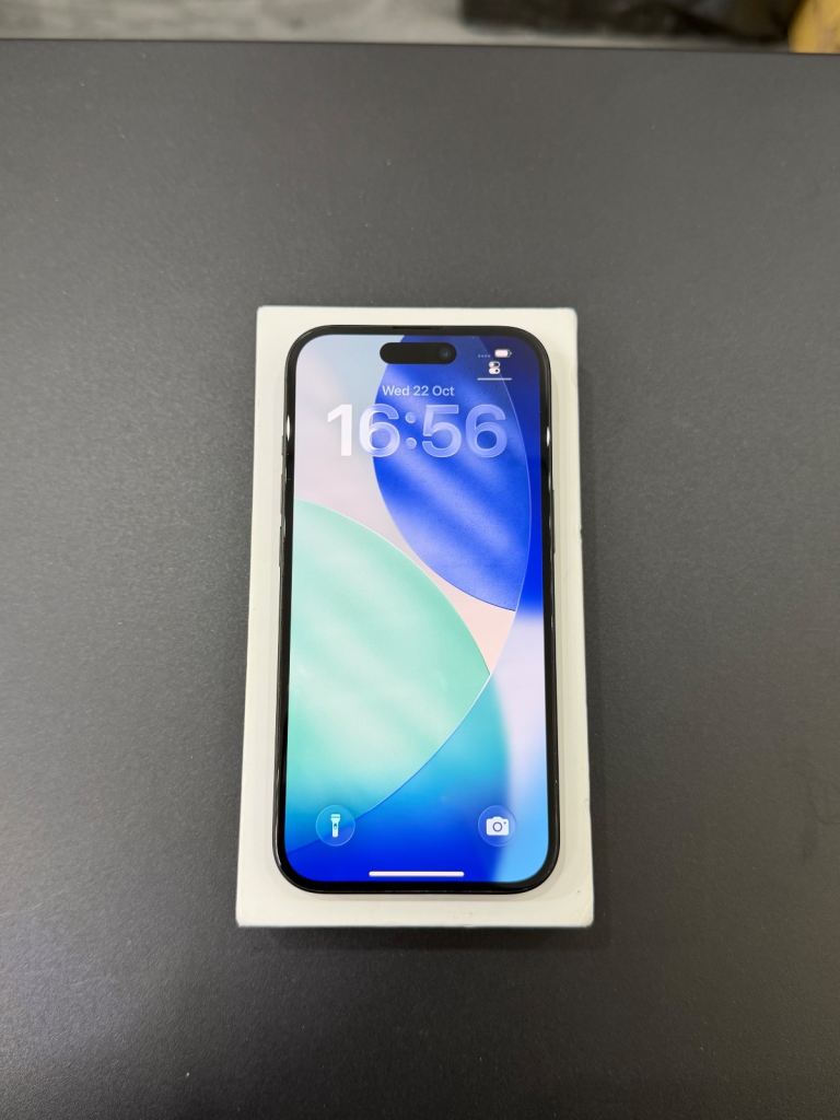 Apple iPhone 15 128GB Black (Unlocked) in Excellent Condition Fully Boxed 90% BH🔋