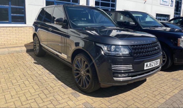 RANGE ROVER 4.4SDV8 EXEC SPEC