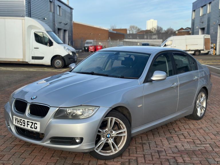 BMW, 3 SERIES, Saloon, 2009, Manual, 1995 (cc), 4 doors