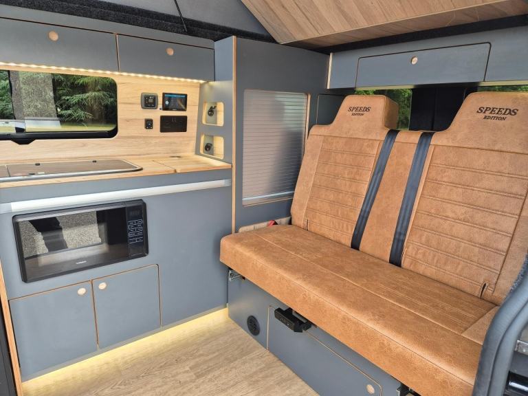 Ford Transit Custom Limited SPEEDS EDITION Camper 130ps 4Berth, HIGH SPEC
