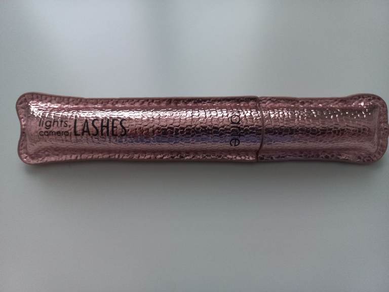 NEW TARTE BLACK MASCARA ( £5 EACH WITH PROCEEDS TO GUIDE DOGS )