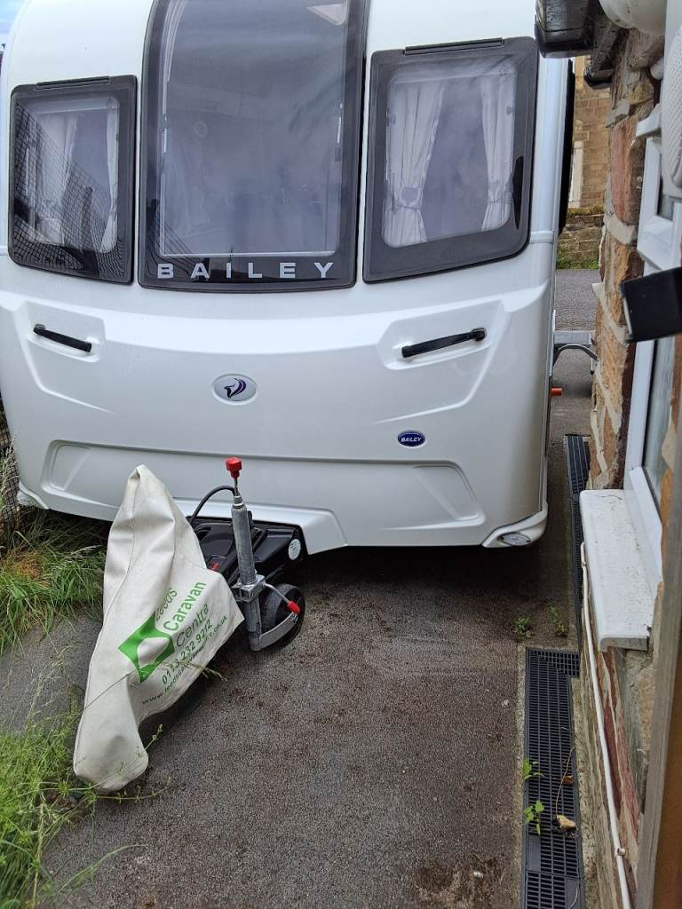 Caravan for sale 