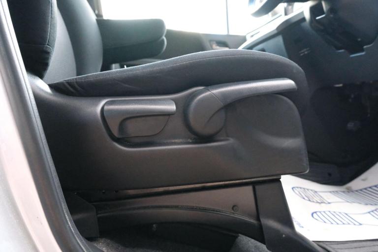 2025 Honda Freed Hybrid - 1 Owner HYBRID ELECTRIC Automatic