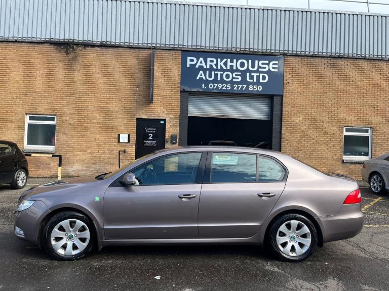 2012 Skoda Superb 1.6 TDI CR S GreenLine II 5dr HATCHBACK Diesel Manual