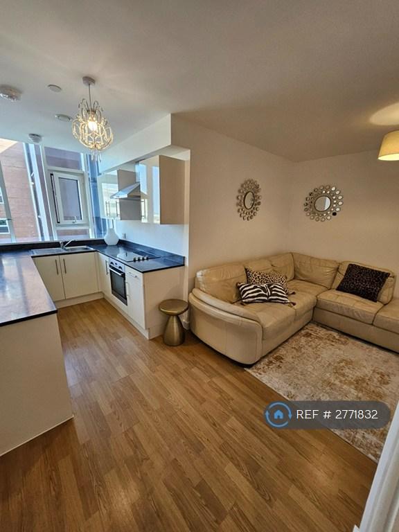 1 bedroom flat in The Chocolate Box, Bournemouth, BH1 (1 bed) (#2771832)