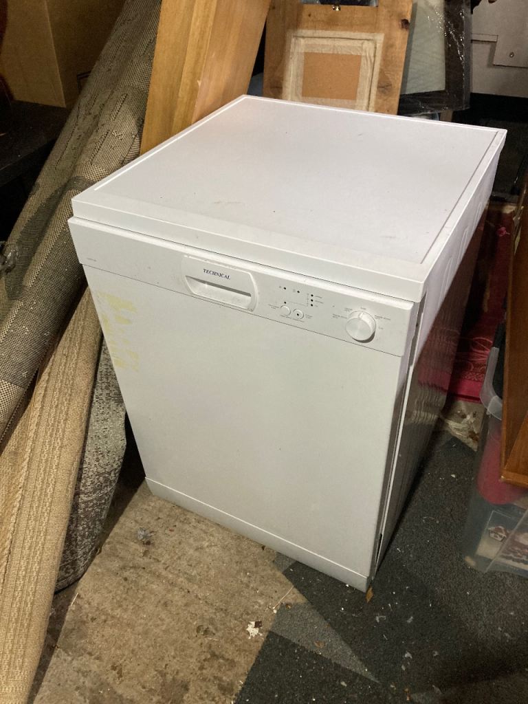 Technical Dishwasher – White, Good Condition