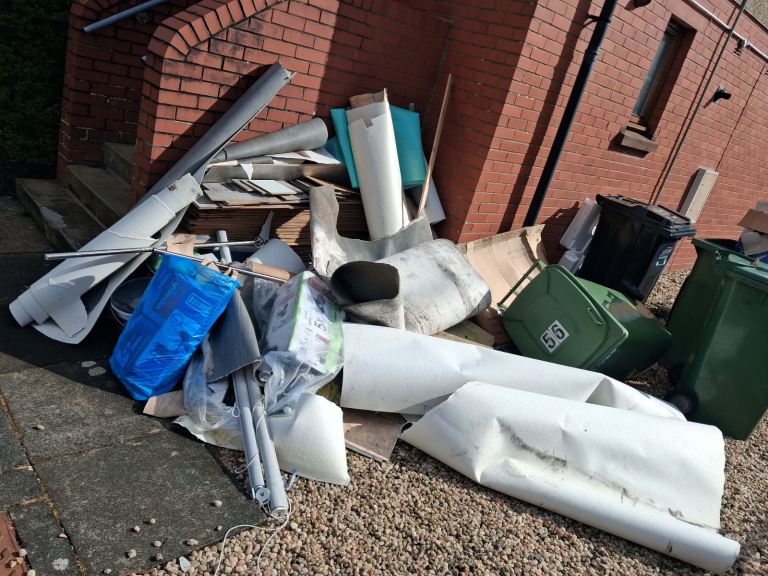 Rubbish removal. Cleaning house services and all others 