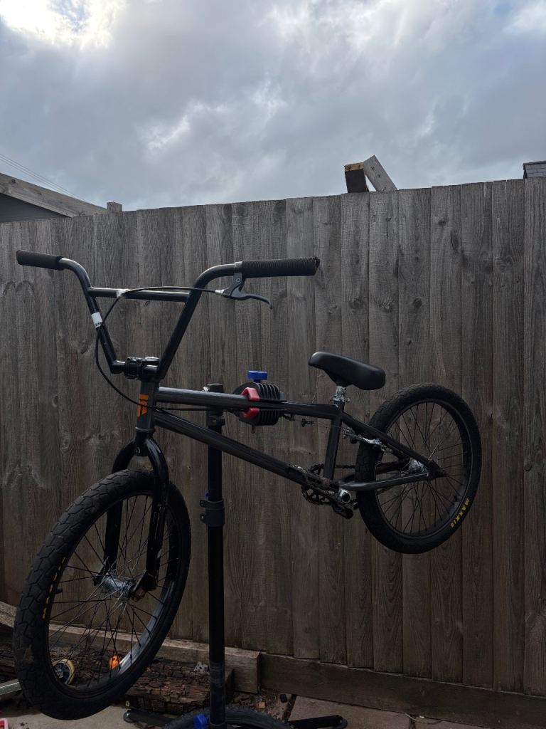 Mongoose bmx