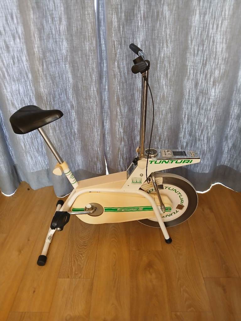 TUNTURI ERGOMETER EXERCISE BIKE
