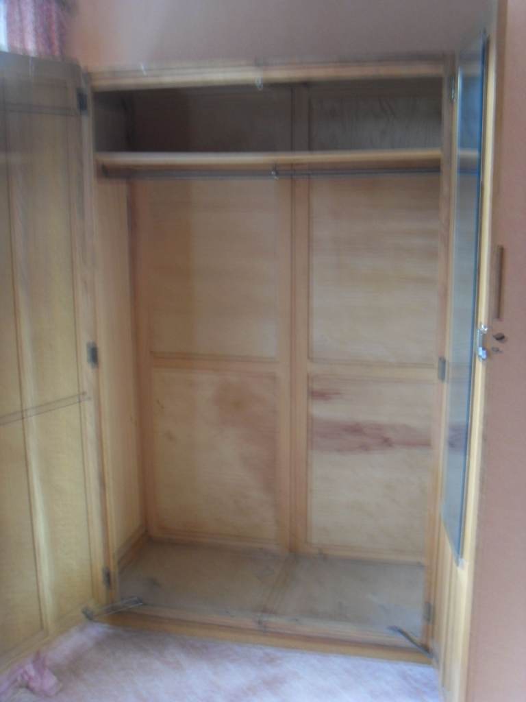 free wardrobe