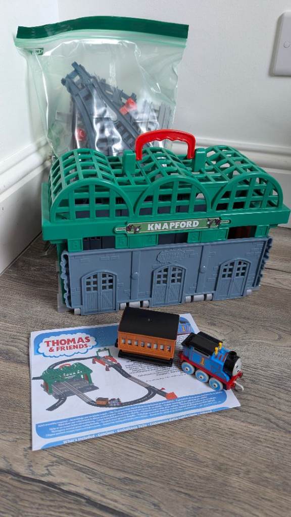 Thomas & Friends Knapford Station Playset with Track and Train